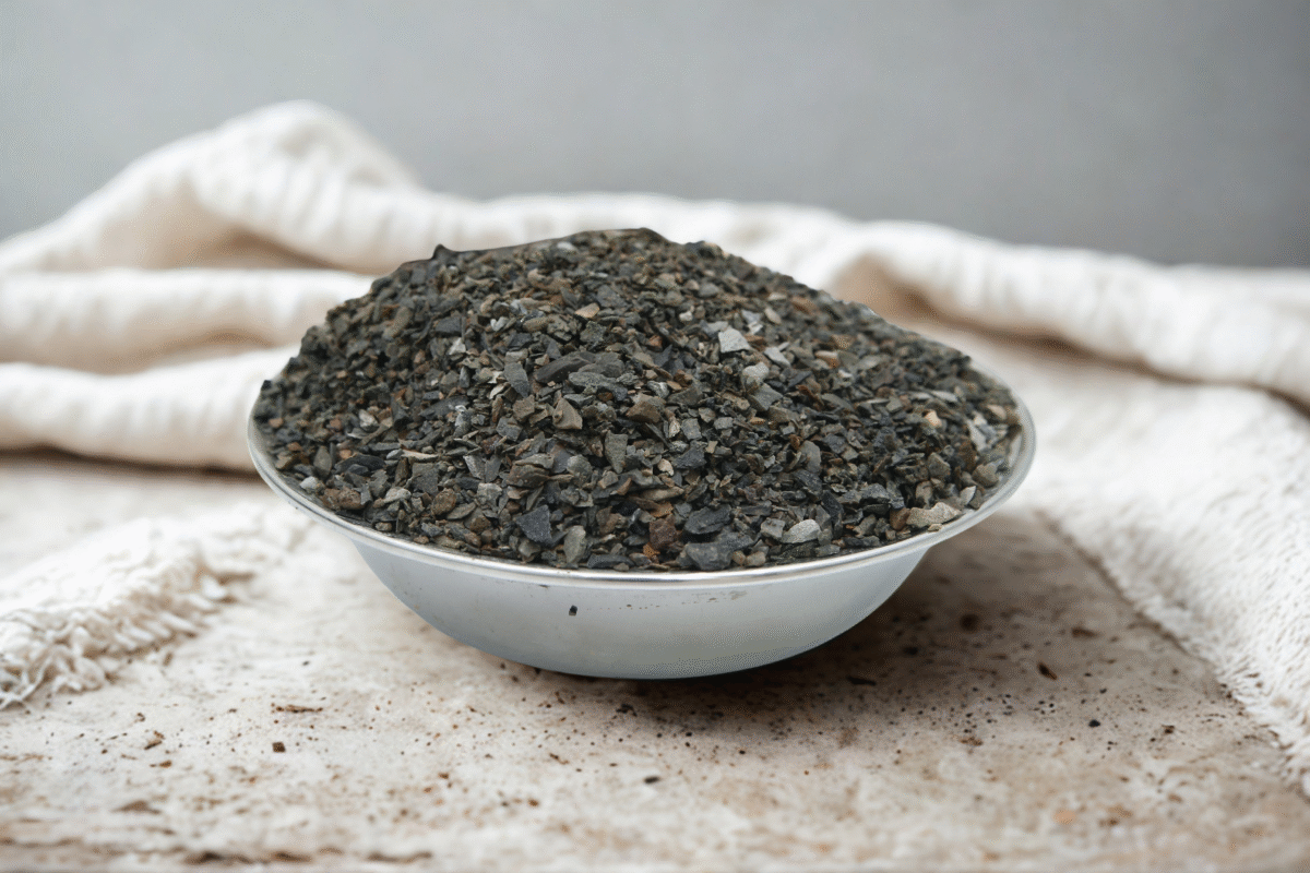 Crush Sargodha Plant B 2/8 (05–10 mm) fine stone aggregate, reliable construction material for plaster, flooring, block making, and concrete works in Pakistan.