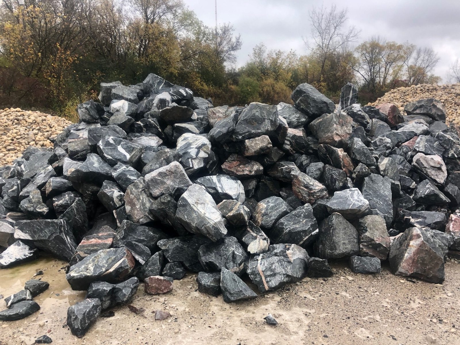 Natural Boulder Sargodha Stone